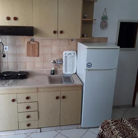 Hause Zorbas Ξενοδοχείο με διαμερίσματα Παραλία Διονυσίου