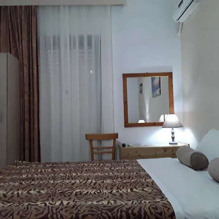 Ξενοδοχείο με διαμερίσματα Hause Zorbas