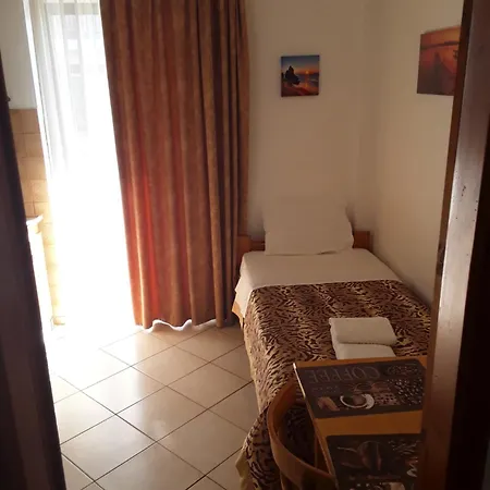 Hause Zorbas Ξενοδοχείο με διαμερίσματα Παραλία Διονυσίου