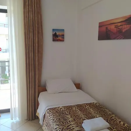 Aparthotel Hause Zorbas *