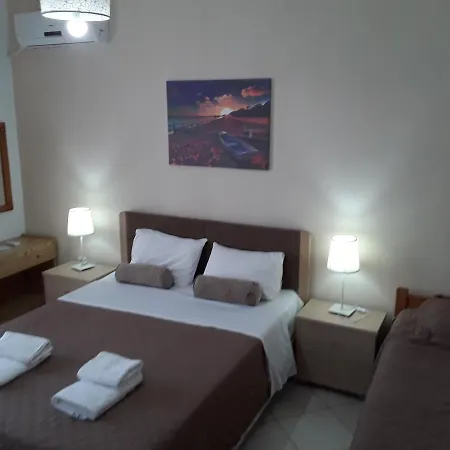 Hause Zorbas * Paralia Dionysiou