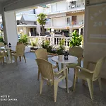 Hause Zorbas Aparthotel 3*