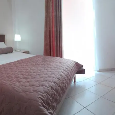 Hause Zorbas Hotel apartamentowy Paralia Dionisiou