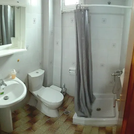 Hause Zorbas Paralia Dionisiou