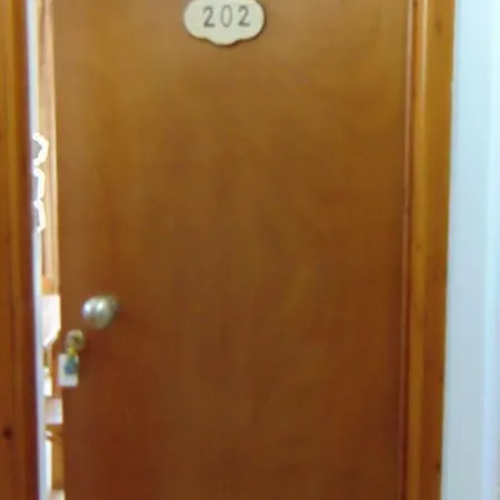 Aparthotel Hause Zorbas 3*