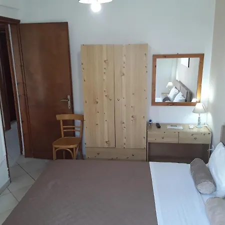 Hotel apartamentowy Hause Zorbas